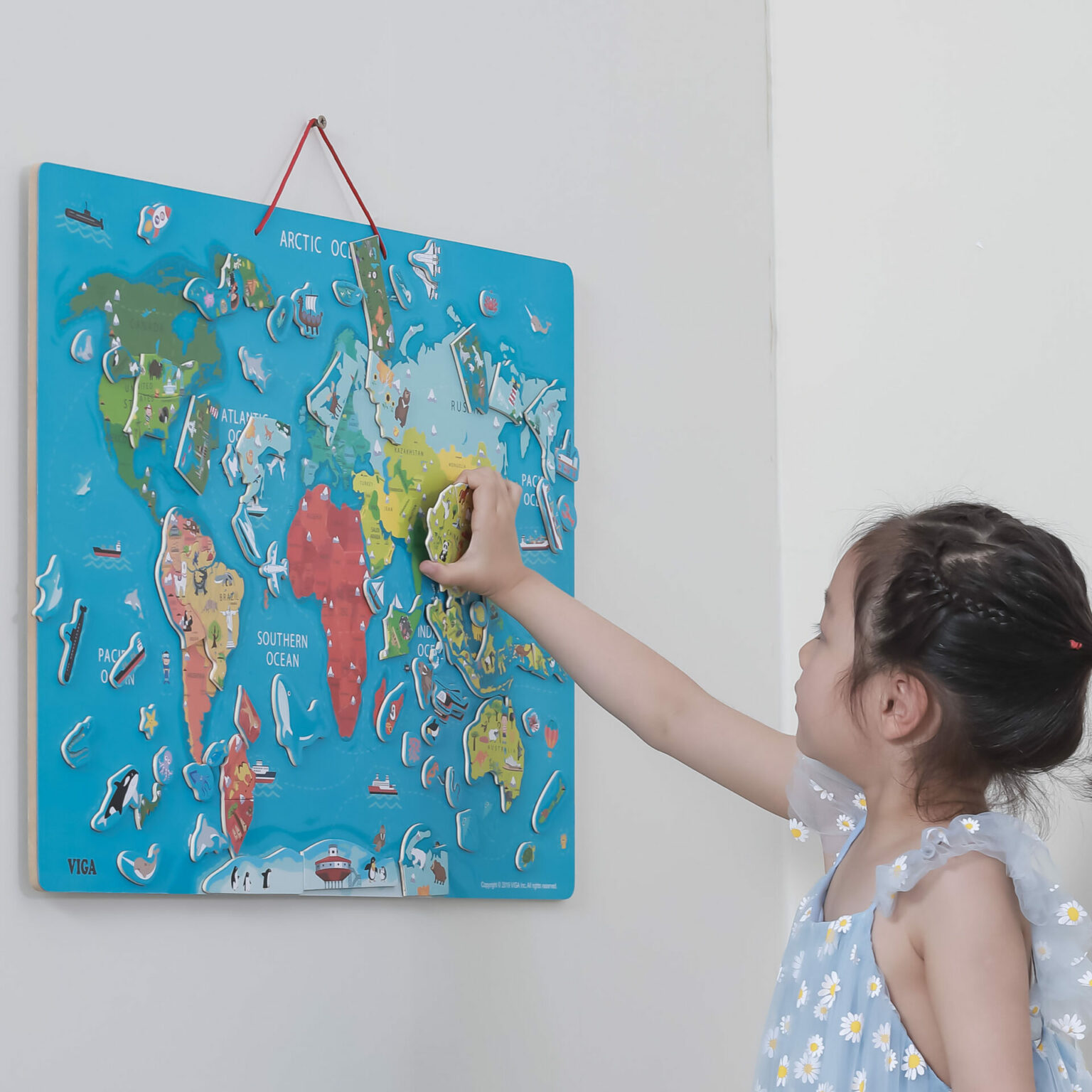 Magnetic World Puzzle & Dry Erase Board - RGS Group